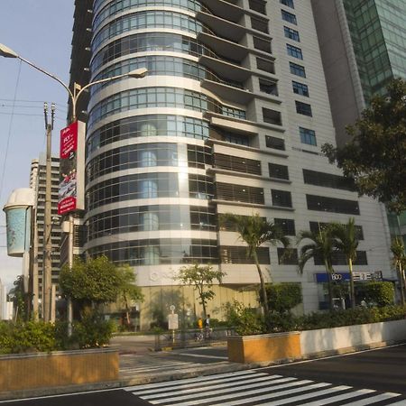 The Malayan Plaza Hotel Pasig City Dış mekan fotoğraf