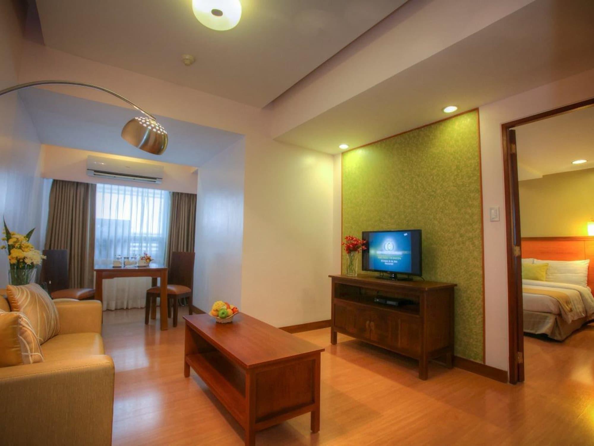 The Malayan Plaza Hotel Pasig City Dış mekan fotoğraf