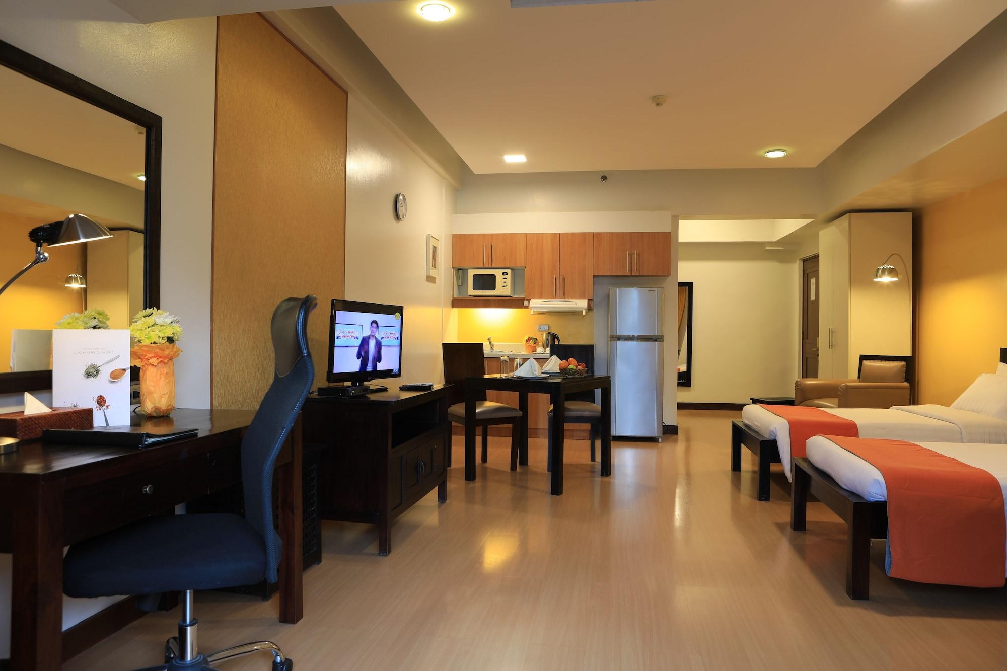 The Malayan Plaza Hotel Pasig City Dış mekan fotoğraf