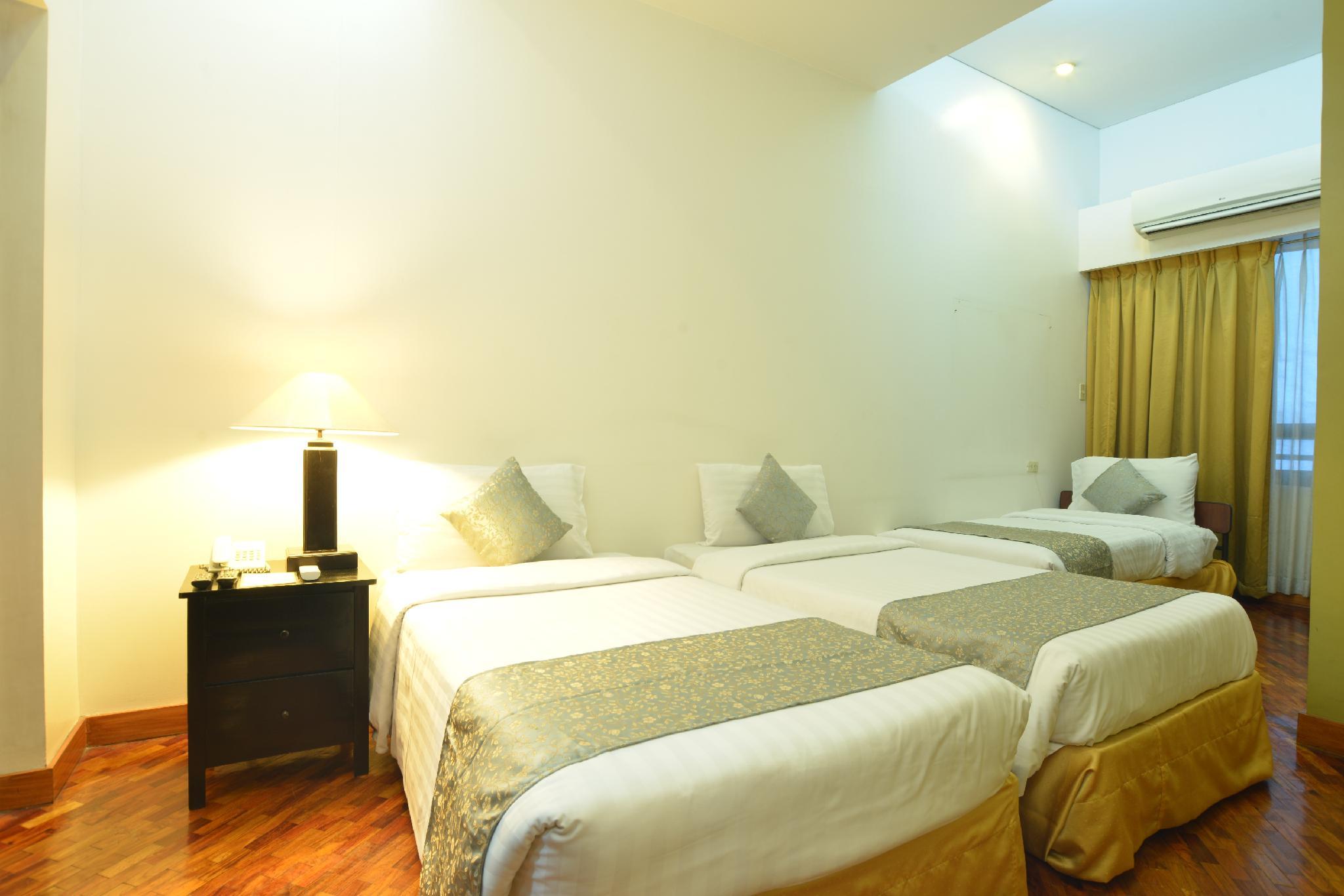 The Malayan Plaza Hotel Pasig City Dış mekan fotoğraf