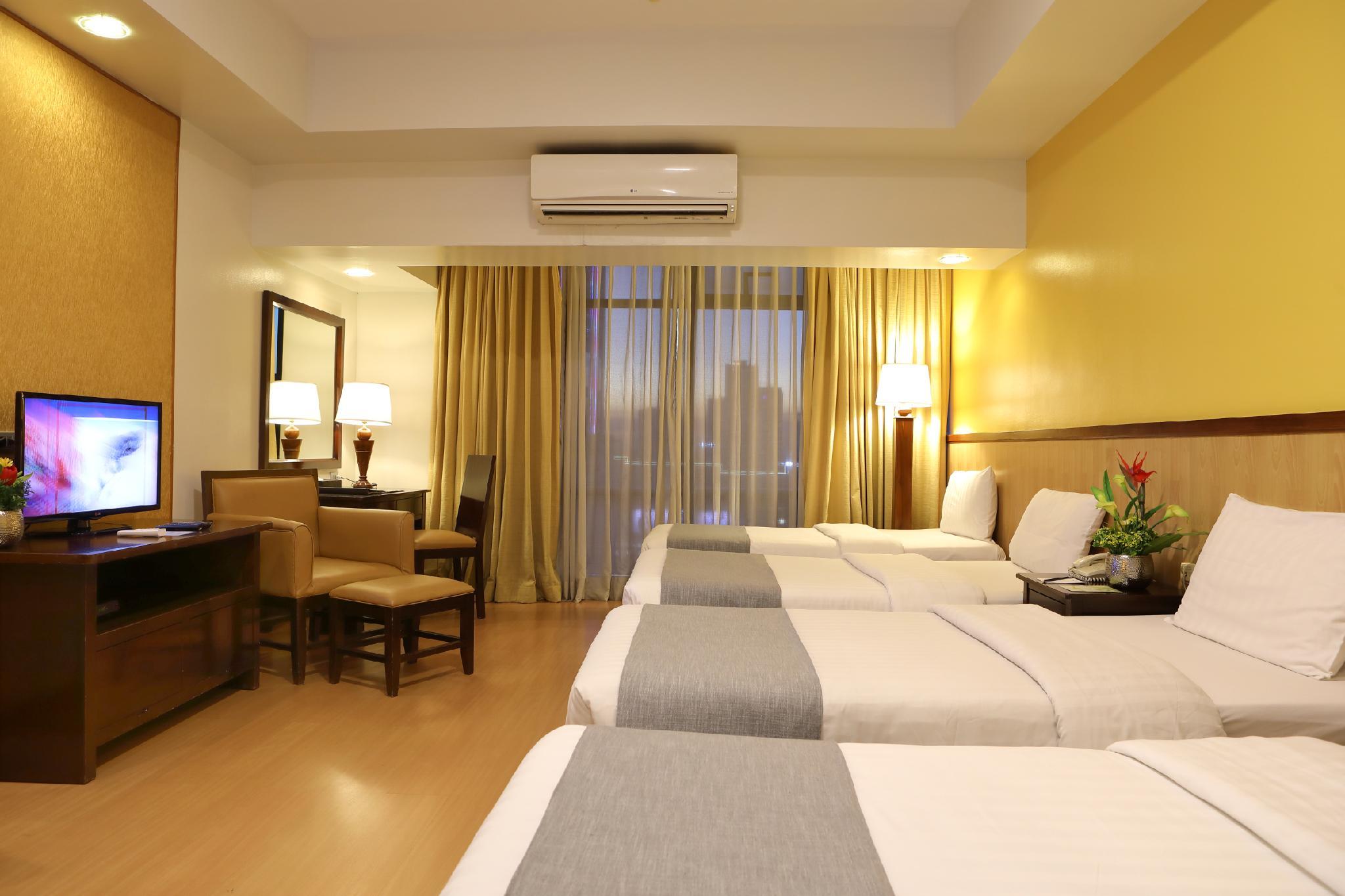 The Malayan Plaza Hotel Pasig City Dış mekan fotoğraf