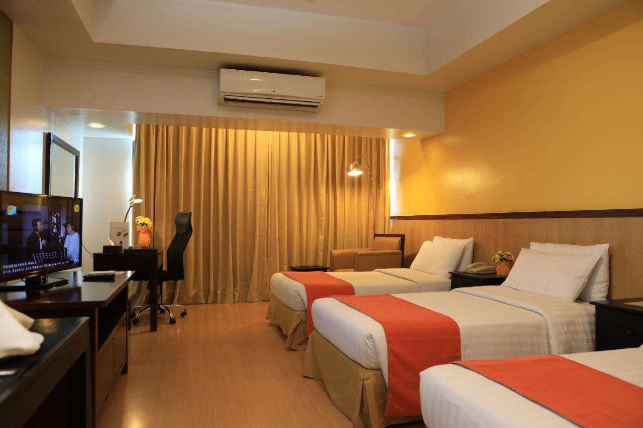 The Malayan Plaza Hotel Pasig City Dış mekan fotoğraf